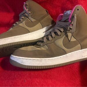 Nike Men's Air force Ones wheat / pink 07’ size 11 good condition